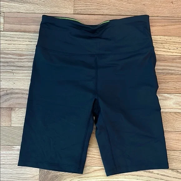 Calvin Klein Black Biker Shorts - Picture 1 of 2